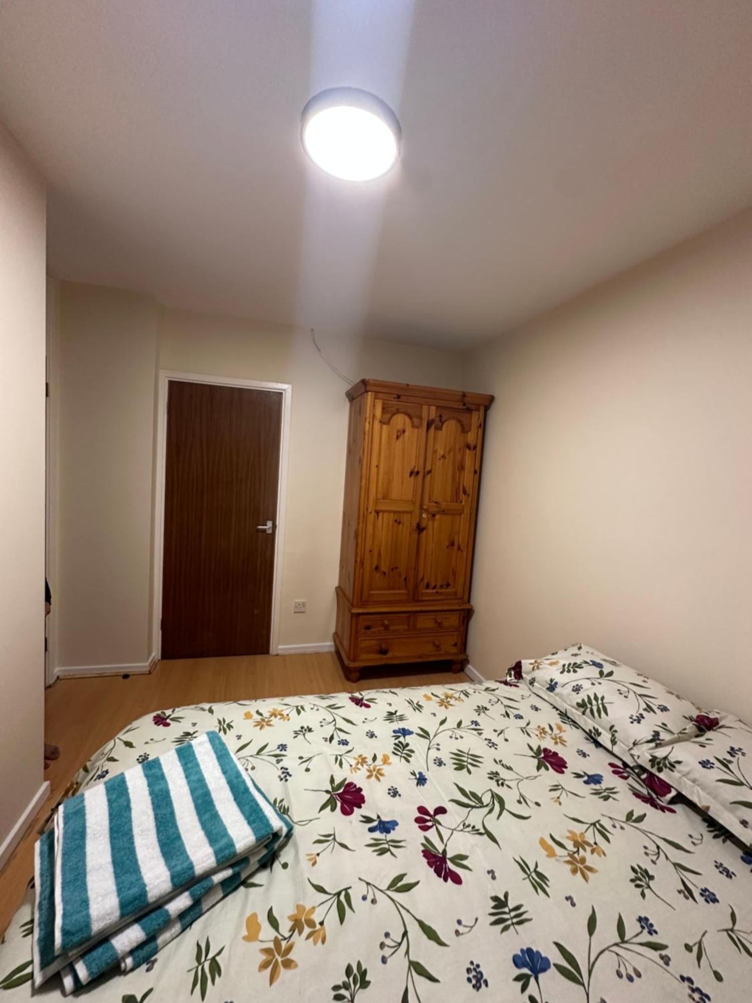 Nice Double Room In Heart Of Λονδίνο Εξωτερικό φωτογραφία
